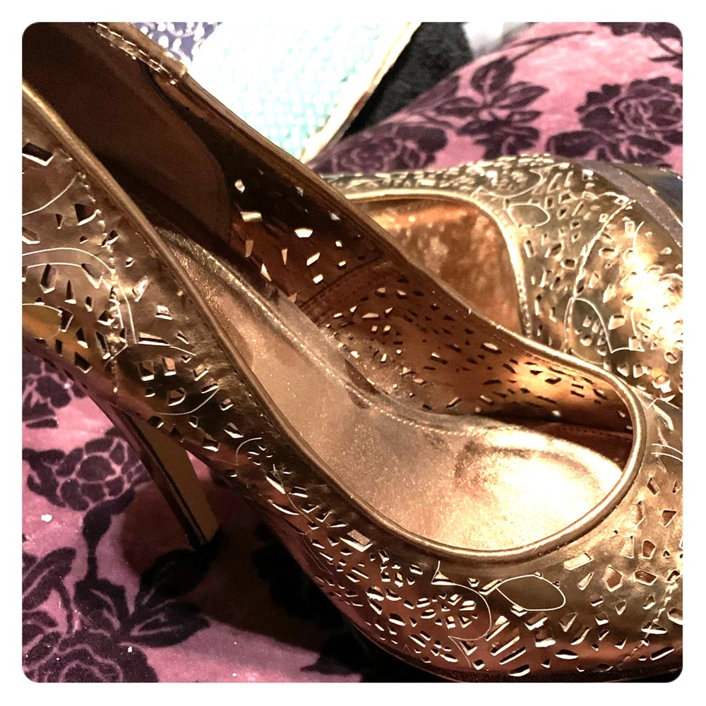 Gold cut out detail heels